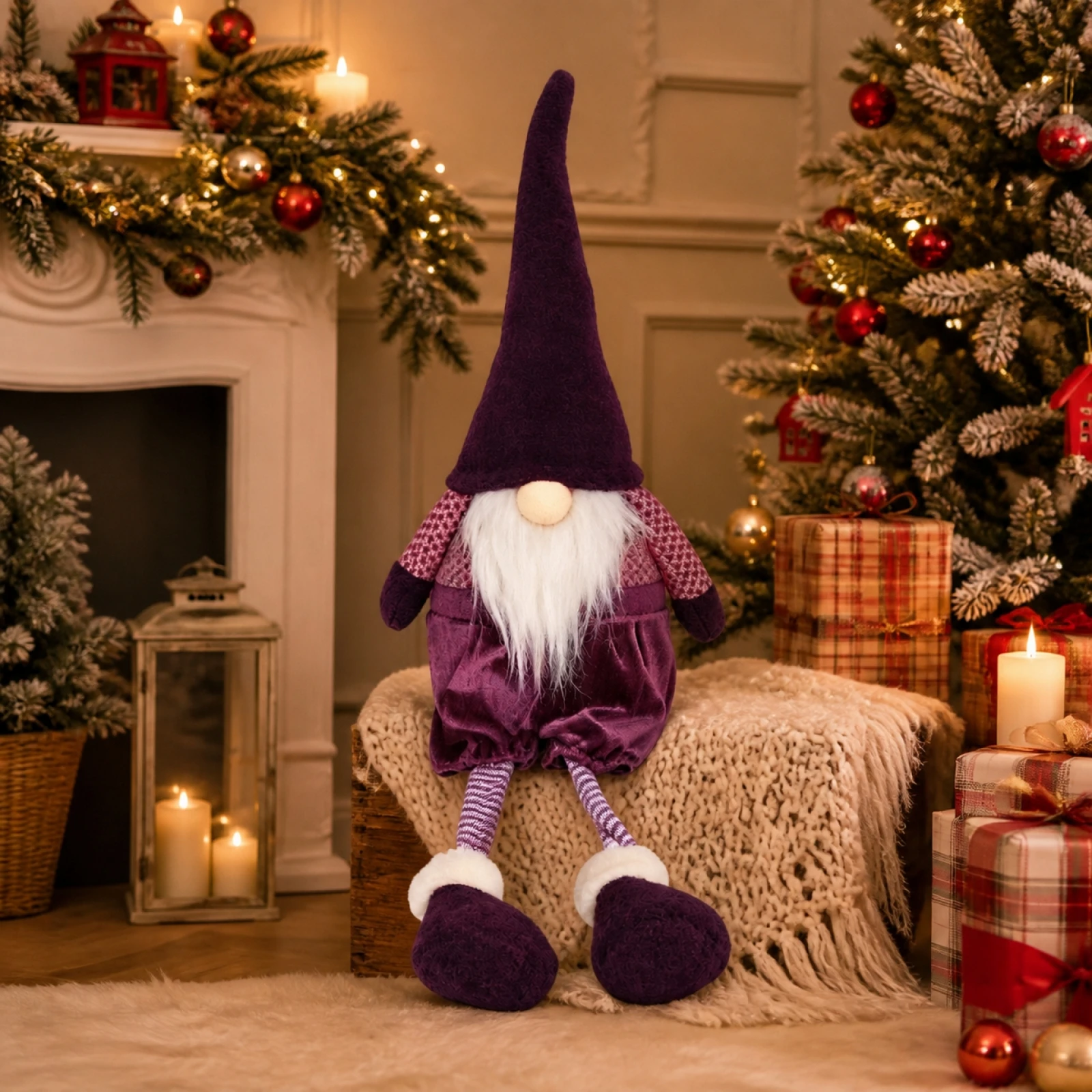 Poupée de Noël Debout en Peluche avec Jambes Extensibles 78cm Figurine Décorative pour Intérieur Maison Vitrine Décoration Festive Design Élégant en Violet et Blanc