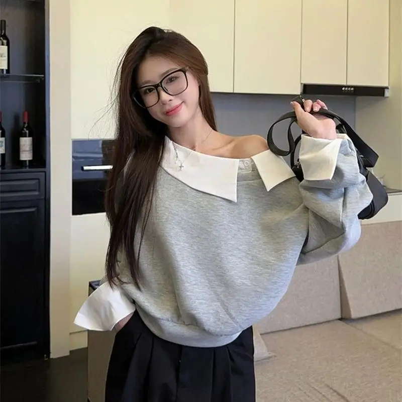 

New Slanted Shoulder Contrasting Color Stitching Lapel Fake Two-piece Short Loose Slim and Versatile Long-sleeved Sweatshirt
