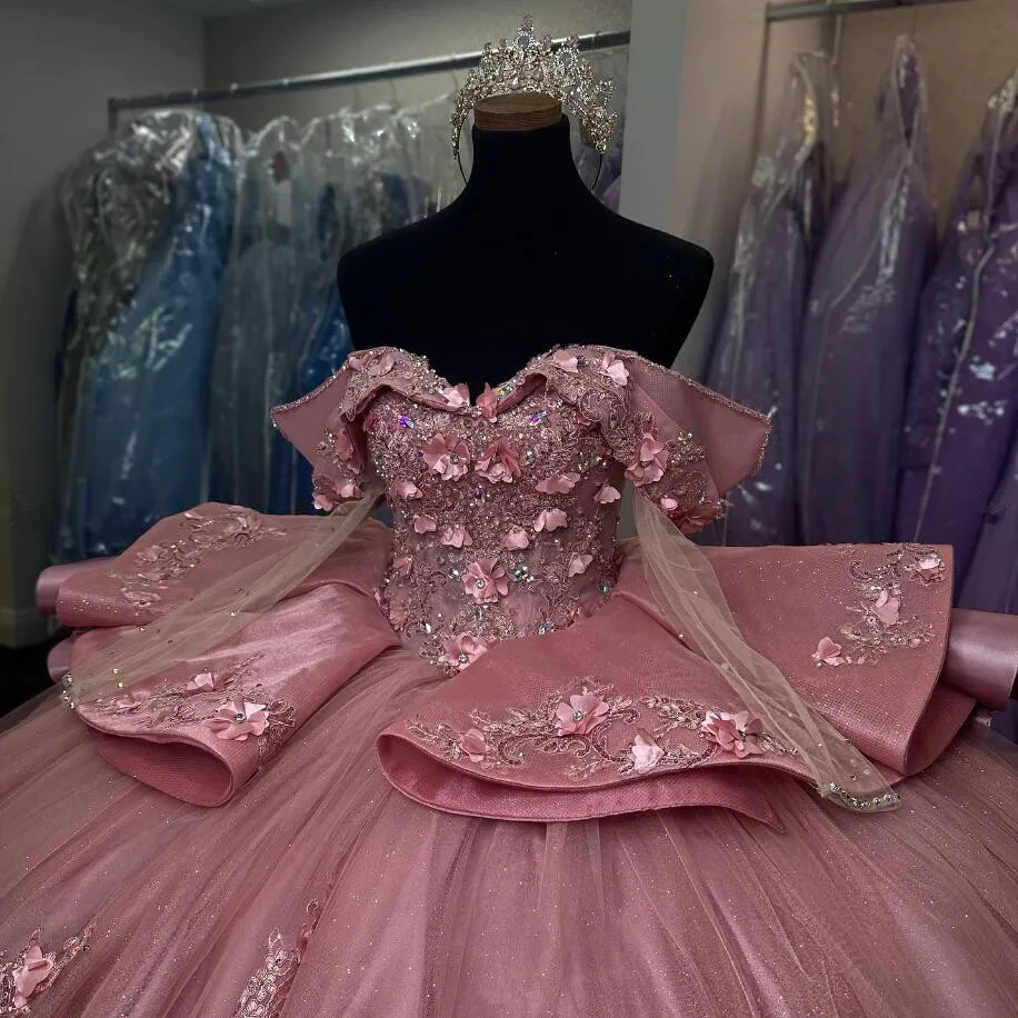 Vestidos de princesa para quinceañera, manga larga, brillante, 3D, Floral, rosa, hombros descubiertos, 15 quinceañeras, tren de la capilla, baile de graduación