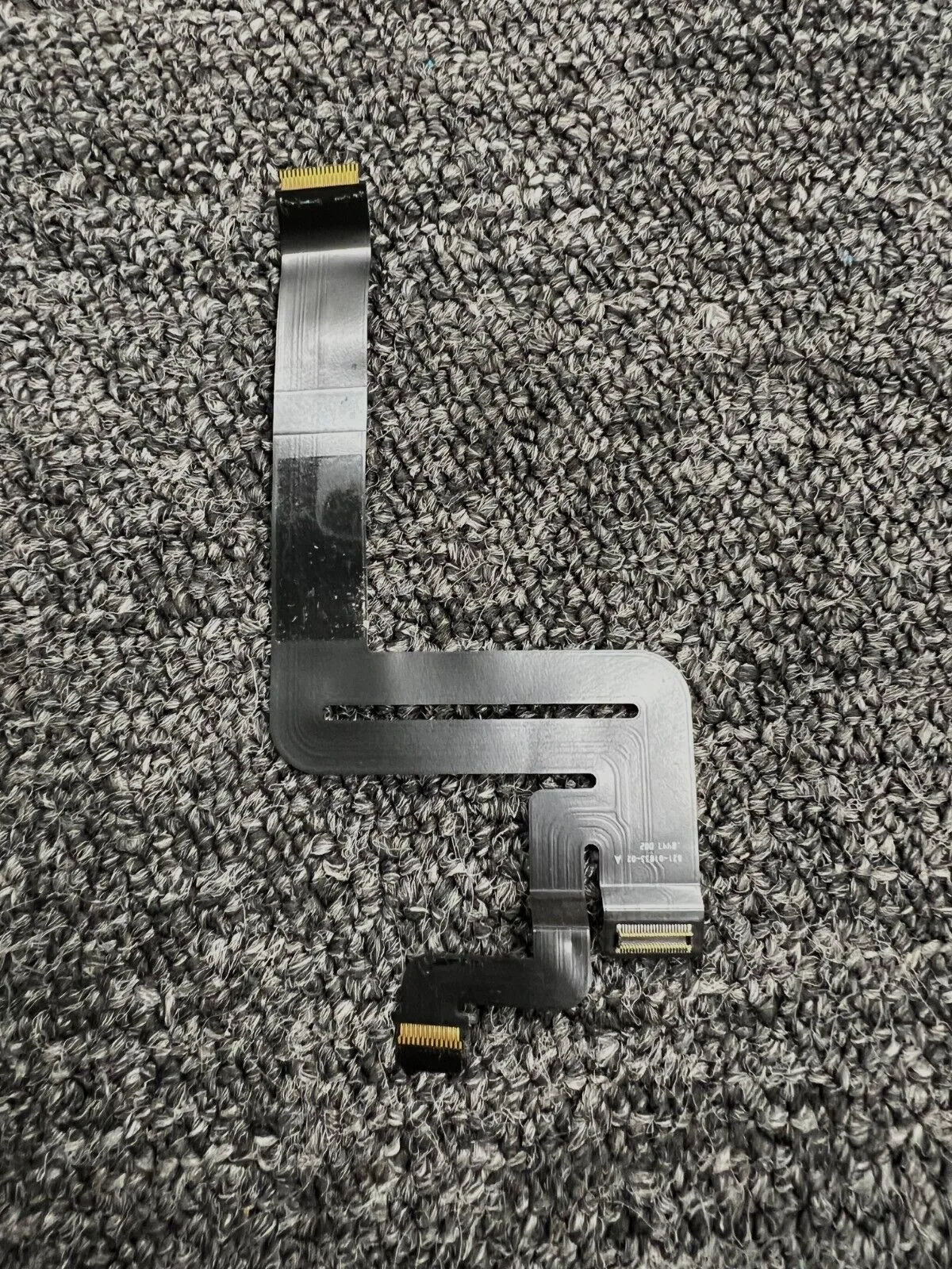 

USED Track Pad Flex Cable for MacBook Air 13" 2018 2019 13" 821-01833-02 A1932