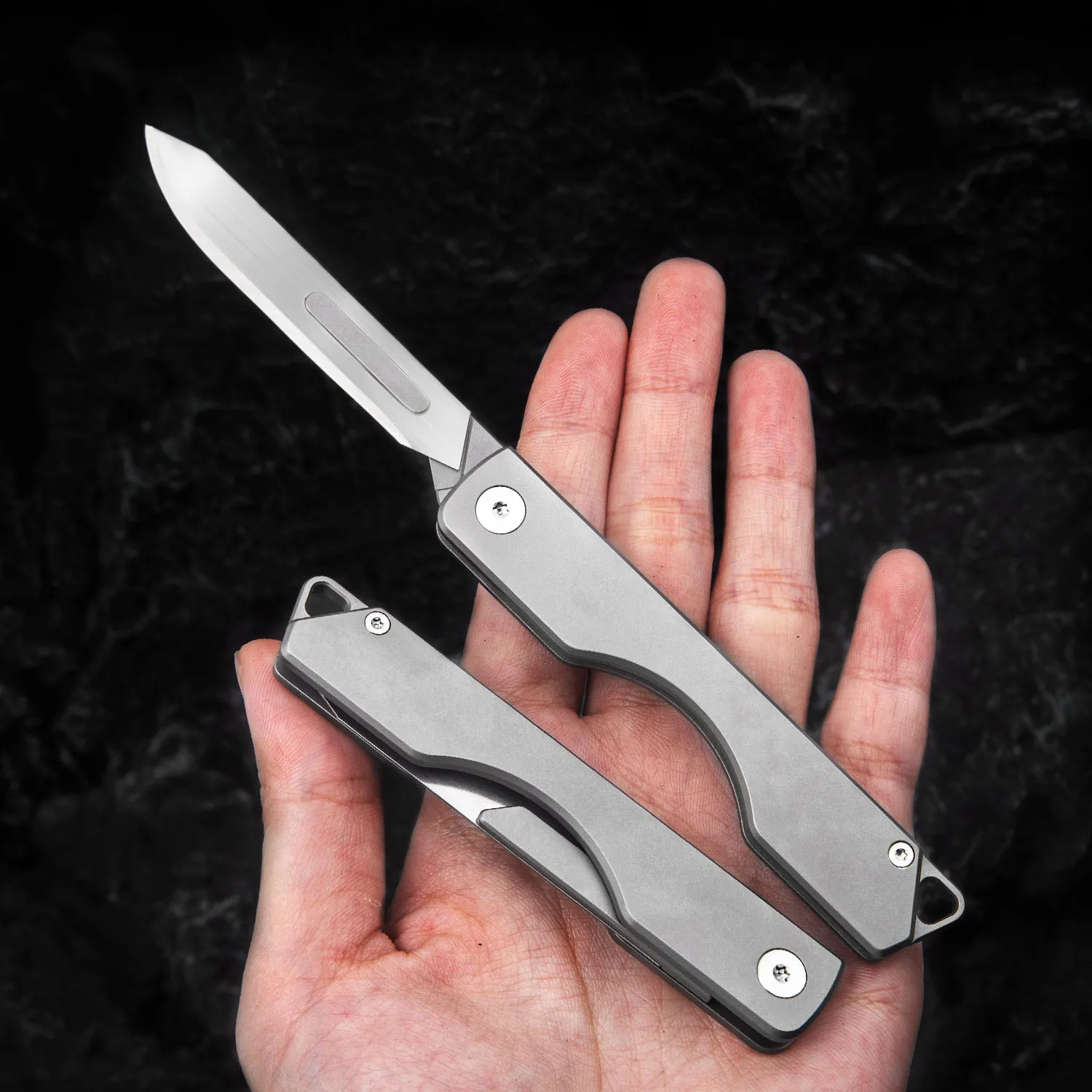 Scalpel Titanium Alloy Folding Knife With 10pcs Blades Outdoor Pocket Knife Portable Keychain Knife Cutting Tools