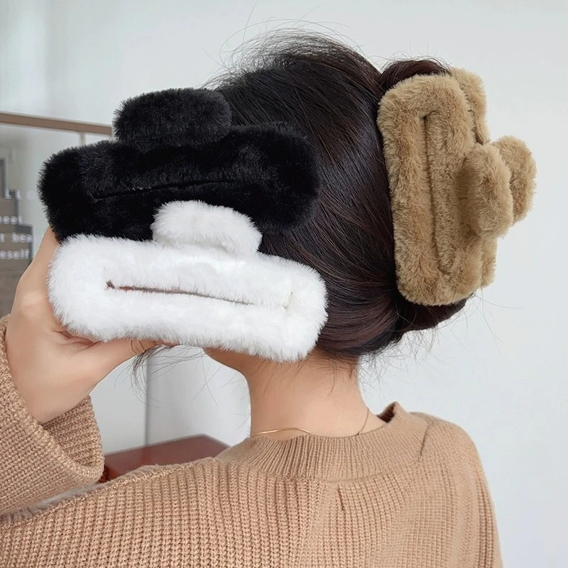 

NEW Autumn Winter Rectangle Plush Hair Claw 14CM Oversized Claw Clips Korean Style Hair Clips for Women Girls Hair Accessories