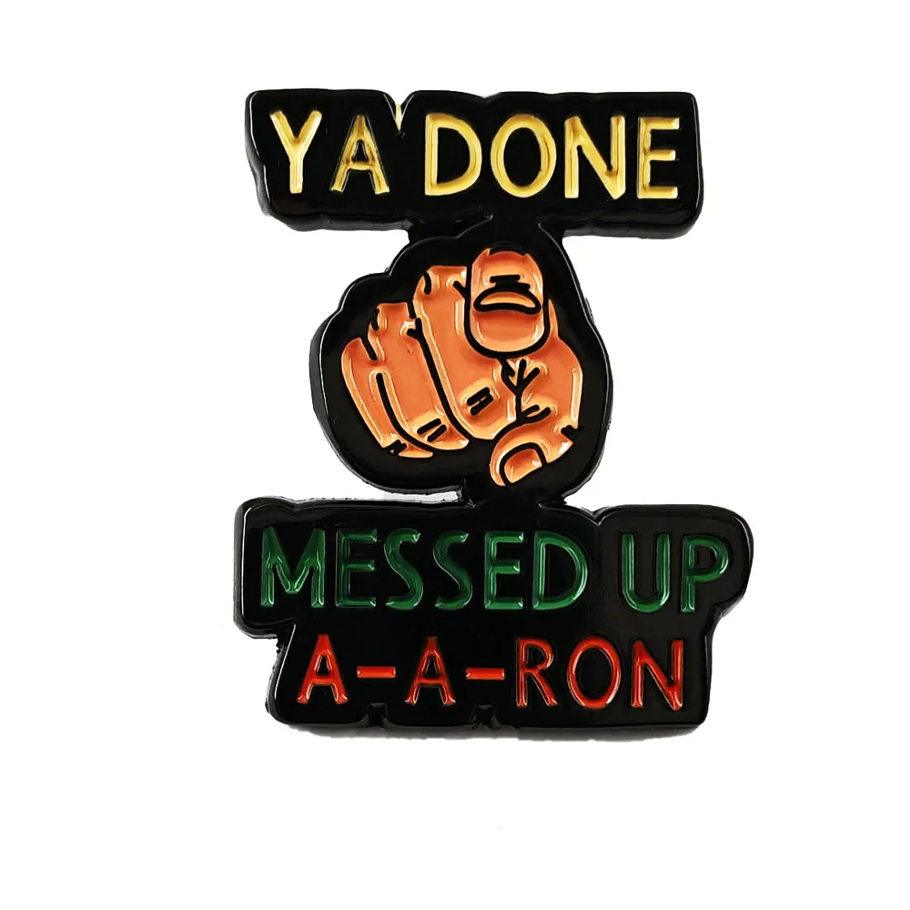 Ich habe es schon wieder vermasselt – A-A-RON Finger Brosche, amerikanische Comedy-Klassiker, Abzeichen, lustiges Film- und Fernseh-Accessoire, Emaille-Anstecker, Geschenk. – Detail 1