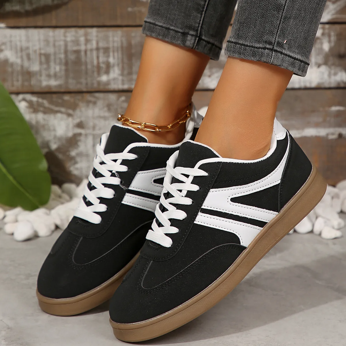 Zapatillas de deporte blancas de talla grande para mujer, zapatillas deportivas de lona planas con punta redonda, versátiles, informales, Retro