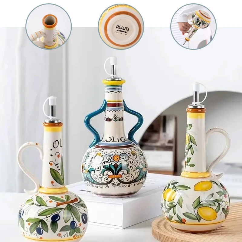 

Underglaze Color Hand-Painted Ceramic Olive Oil Bottle for Kitchen Seasoning Bottle for Soy Sauce/Vinegar Kitchen Decoration