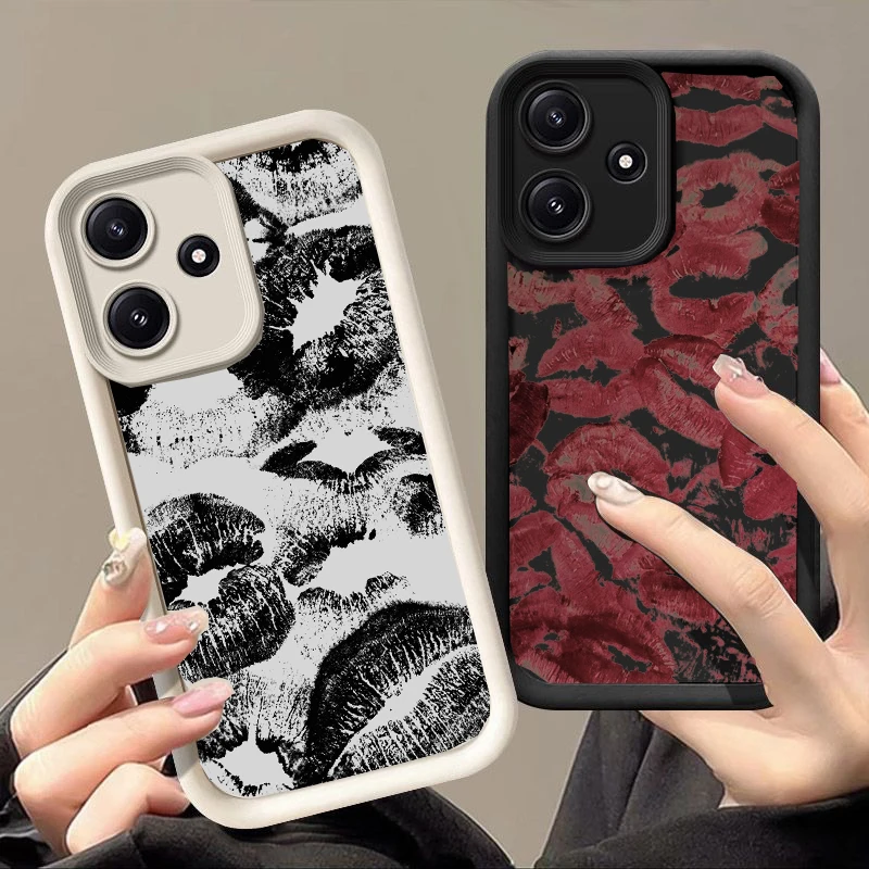 Lips Kiss Print Cas…