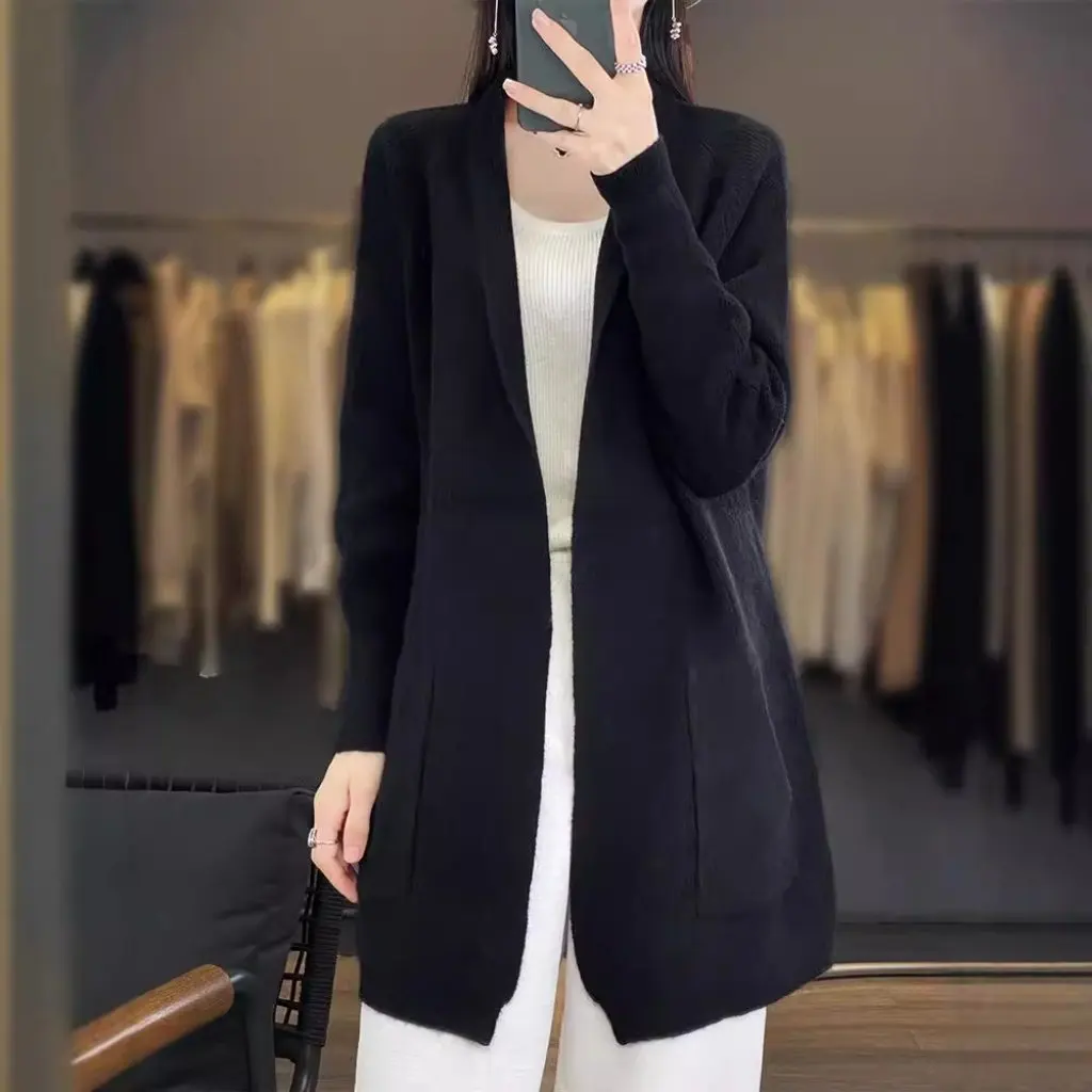 

Women's 100% Wool Knitted Cardigan Mid-Length Lapel Thickened Sweater Warm Loose Top for Autumn Winter Outer Wear