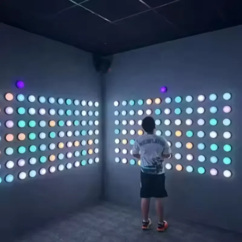 Active LED Wall Indoor Team Building Fiberglass Trampoline Parks Public Amusement Park Facilities Push Button Activated Games