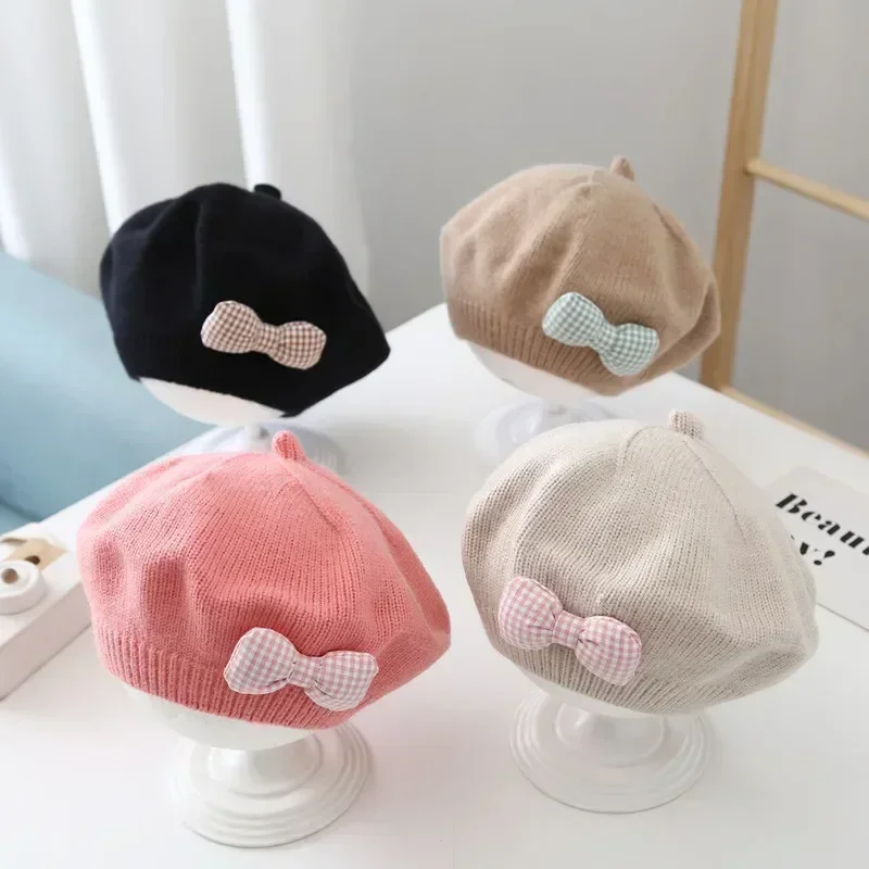 Flor bebê boina chapéu inverno quente malha gorro para meninas infantis coreano criança princesa artista cor sólida pintor bonés