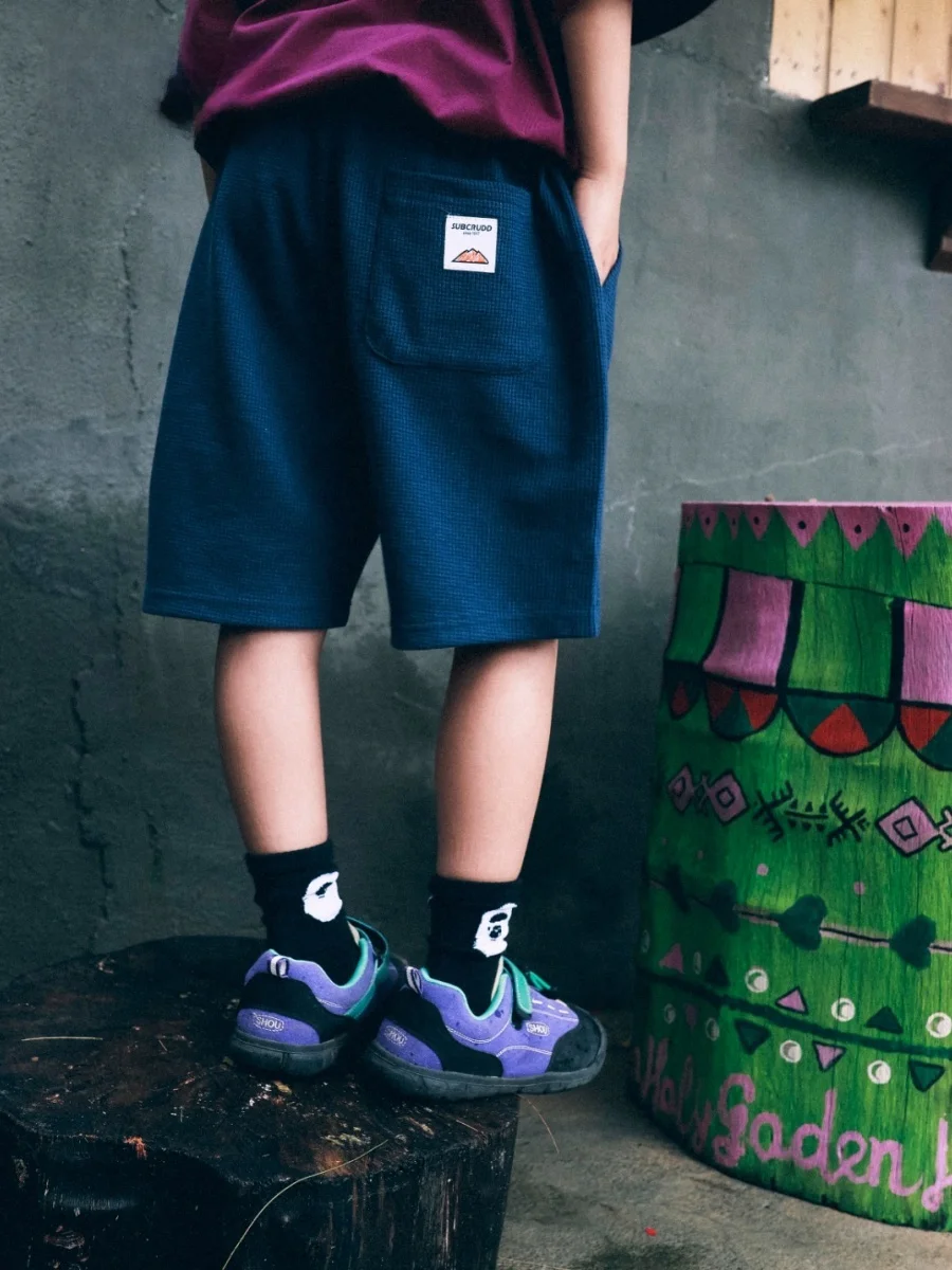 

Facec Boys Summer Outdoor Cotton Shorts Loose Fit Lightweight Five Inches Waist Trousers for Middle And Large Children