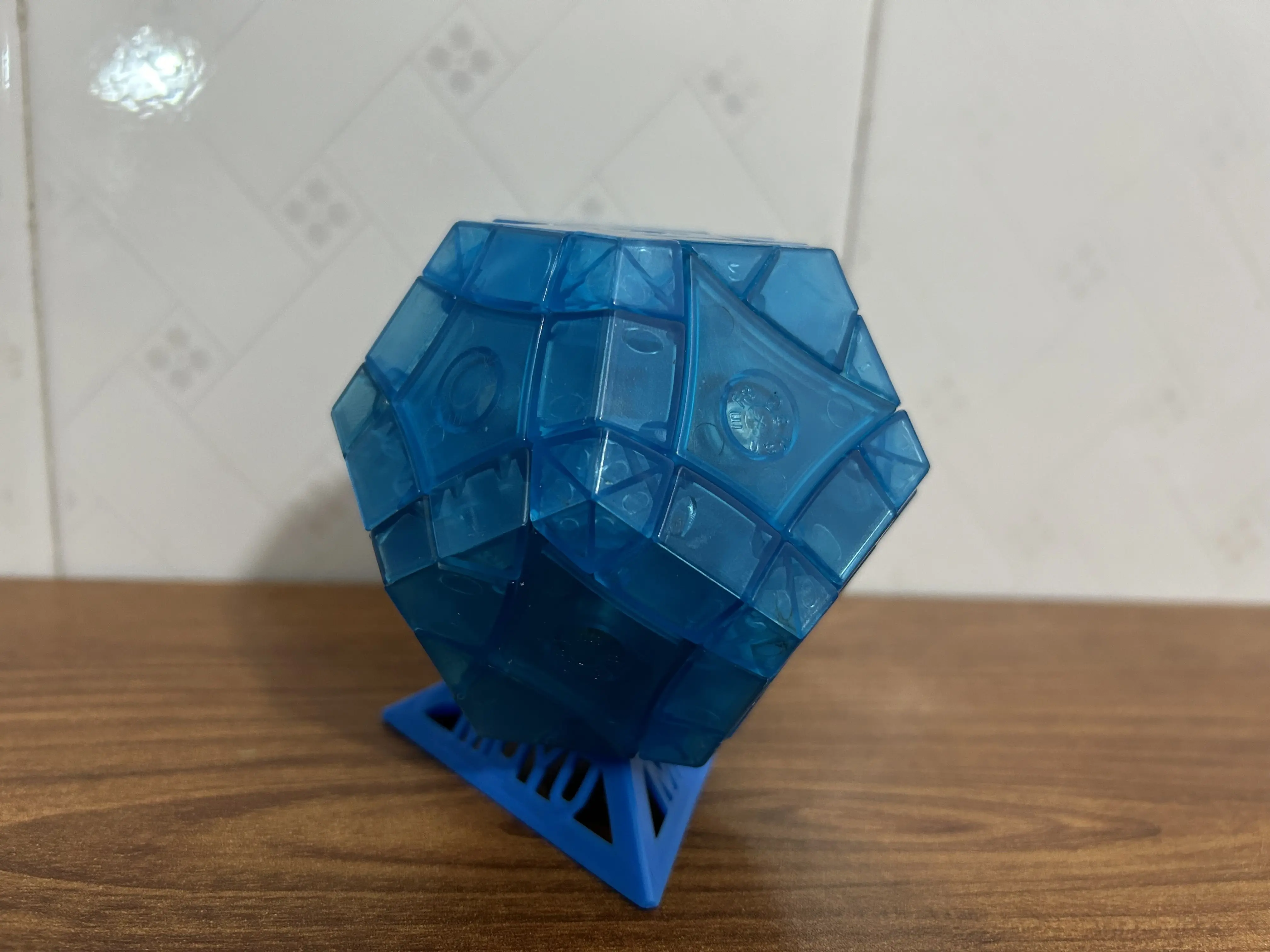 Limited Edition Blue Cube Megaminx Cube Transparent Red Limited Edition Rare Collector's Edition Cube Magic Cube Puzzle Toy