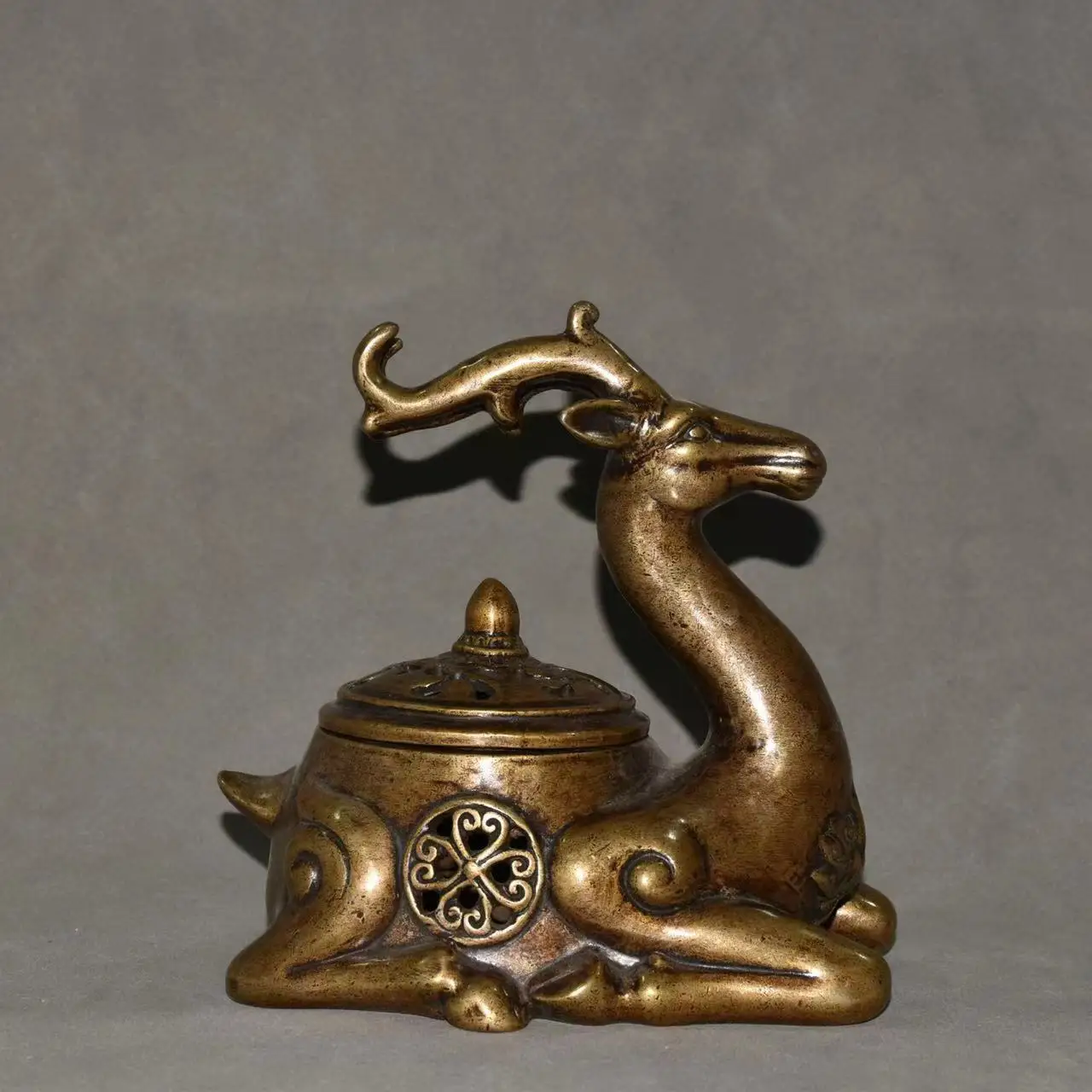 Collection old Chinese copper deer censer statue