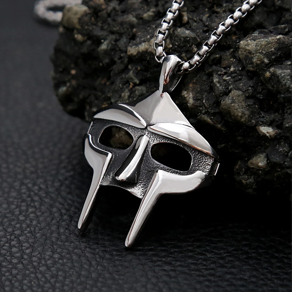 Fashion Retro Creative MF DOOM Mask Pendant Punk Stainless Steel Skull Mask Necklace Locomotive Hip Hop Jewelry Gift Wholesale