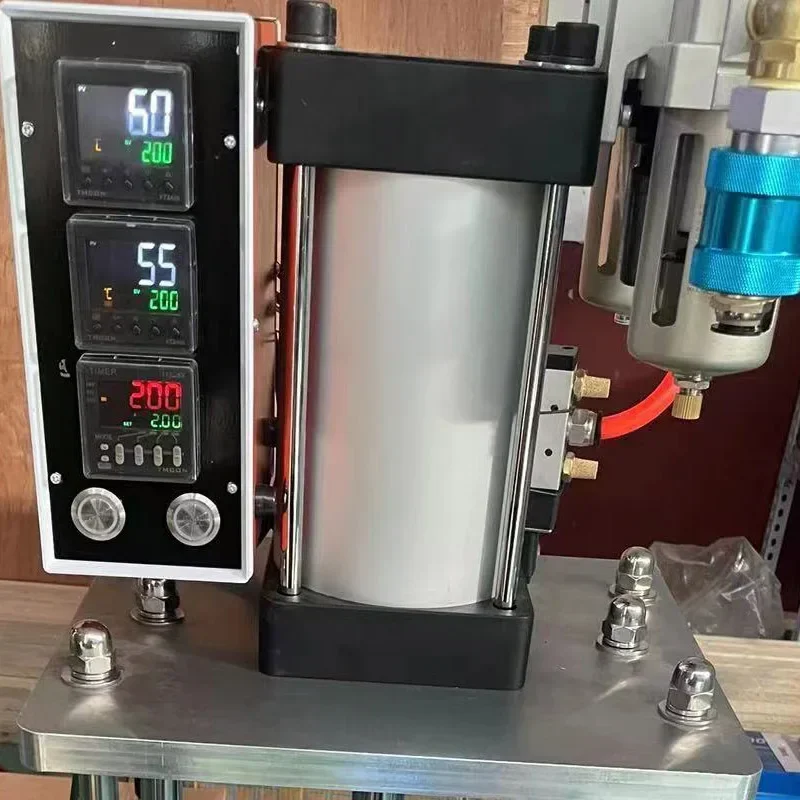 Safe to Operate and Low Cost Mini Injection Molding Machine For home processing and production of small products