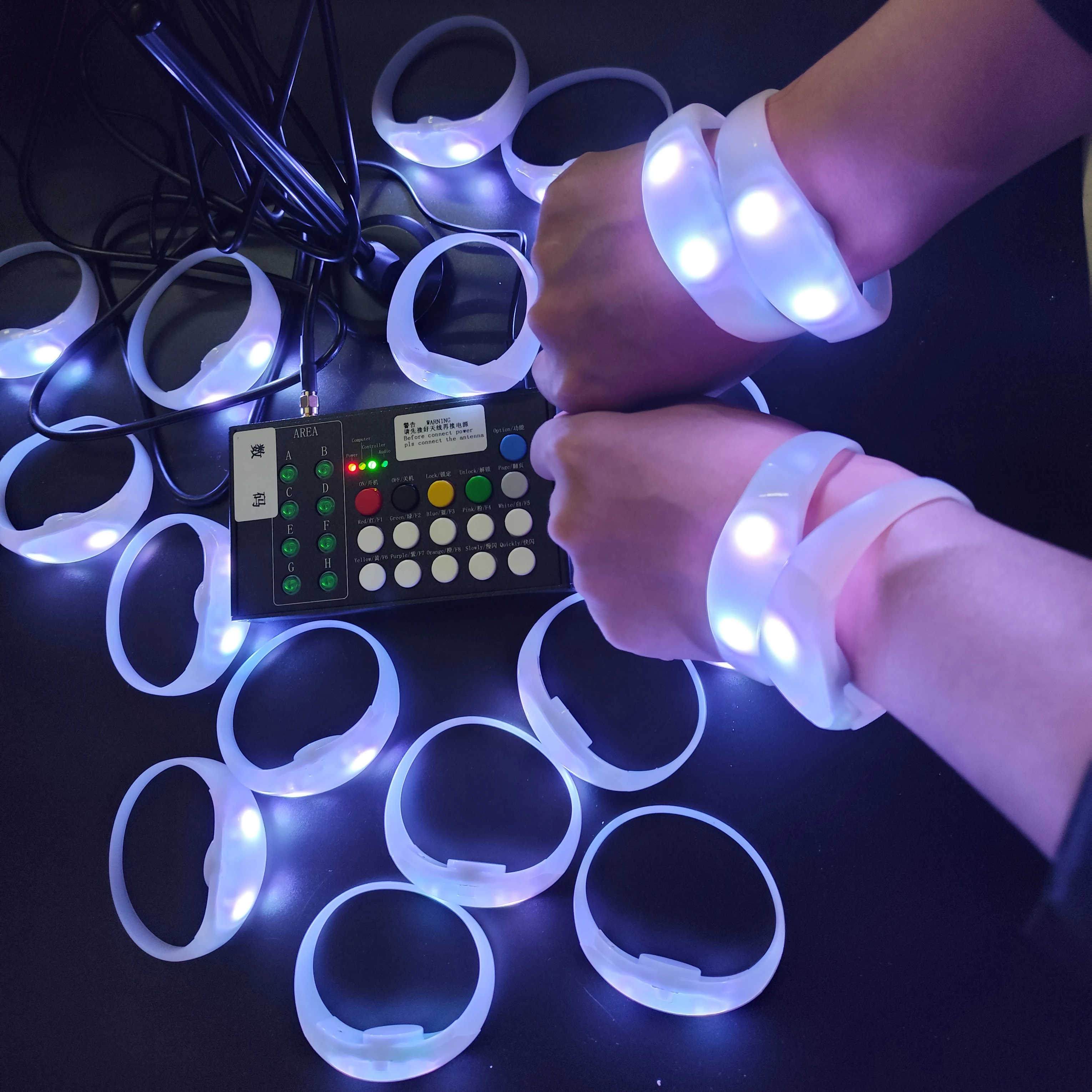 

100/500PCS LED Bracelets Silicone Flash RGB Glow Wristbands With 24Keys Remote Controller For Party Wedding Event DJ Bar Concert