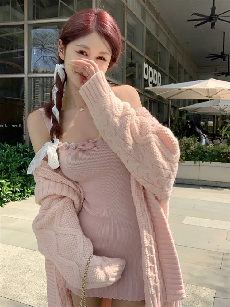 

Sweet Style Knitted Pink Strap Dress Women's Autumn Design Twisted Sweater Open Cardigan Two-Piece Set Floral Lace Ear Women