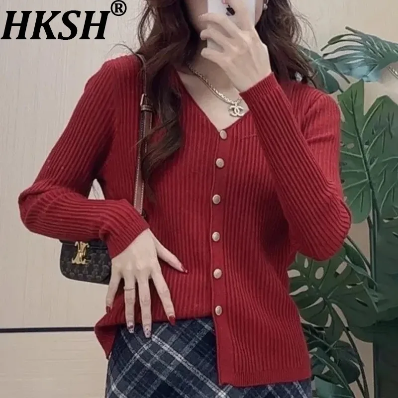 

HKSH Autumn Winter New Women Sweater V-neck Single Breasted OverSized Knitted Korean High Street Cardigan Casual Ins Top HK11403