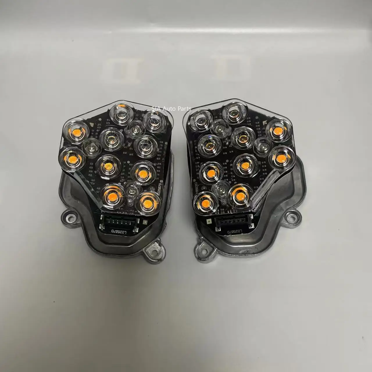 

63117271901 63117271902 For 2010-2013 BMW 5 Series F10 F11 F18 Xenon Headlight LED Turn Signal Light Source Turn Signal Module