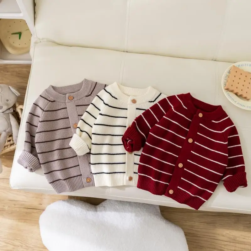 Newborn boys and girls sweater overcoat 2024 autumn and winter fashion striped knitted cardigan overcoat children\'s clothin