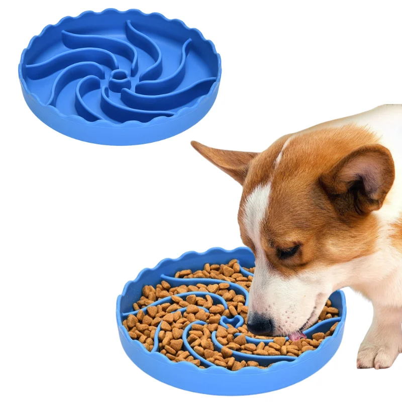 

Silicone Pet Licking Mat Slow Feeding Pad with Strong Suction Cup Anti-Slip Design for Dogs Cats Anxiety Relief