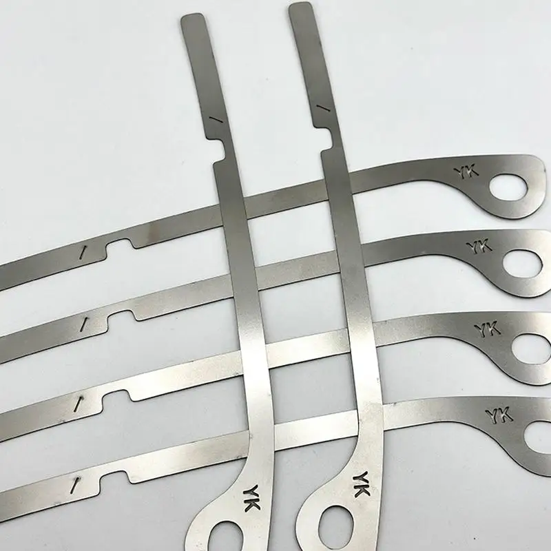 New 2Pcs Broken Reinforced Stainless Steel Metal Bracket For Reiz 2010-2017 Front Bumper Repair Metal Plate Buckle