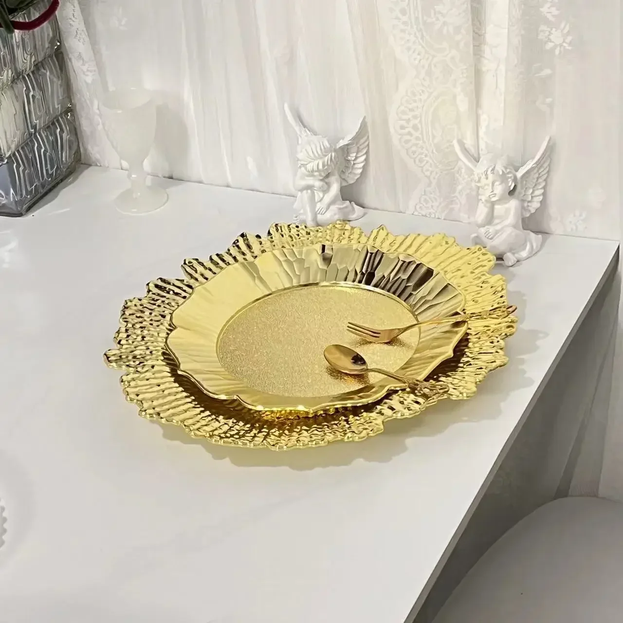 50PCS 13 Inch Irregular Gold Fruit Plate Banquet Plate European Wedding Party Home Table Decoration Pastry Snack Tray