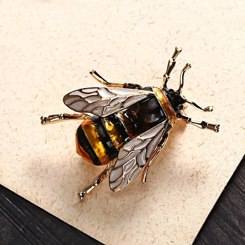 Fashionable Retro Insect Brooch Alloy Enamel Little Bee Brooch for Women\'s Pin Accessories Gift