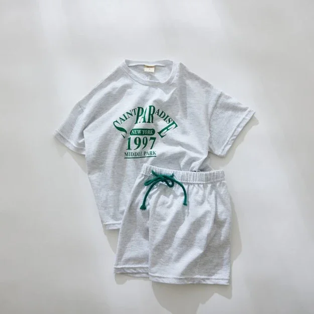 

2024 Fashion Letter Print Baby Short Sleeve T Shirts+Shorts Children Casual Tops Toddler Loose Tee Boy Girl Summer Clothes Sets
