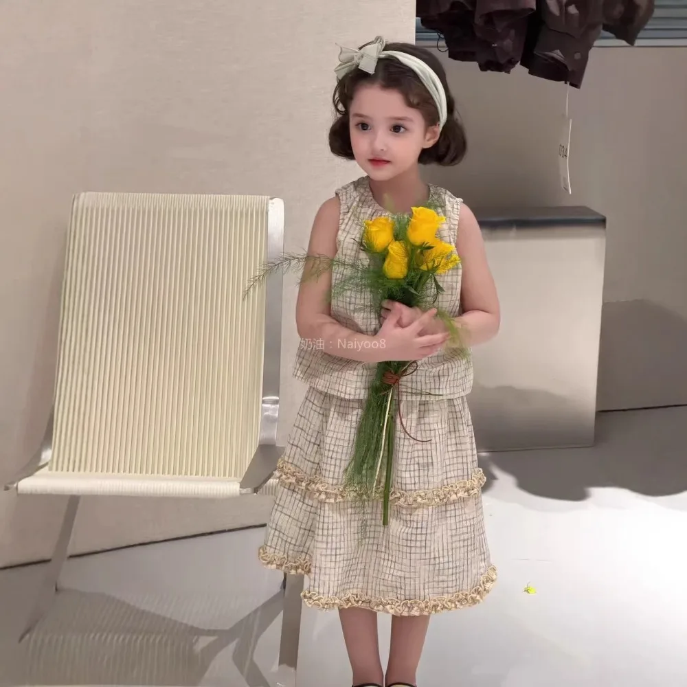 

Новинка 2026 года: Летний комплект для девочек 1-10 лет, топ без рукавов в клетку с рюшами и юбка, комплект из двух предметов для роста 90-140 см