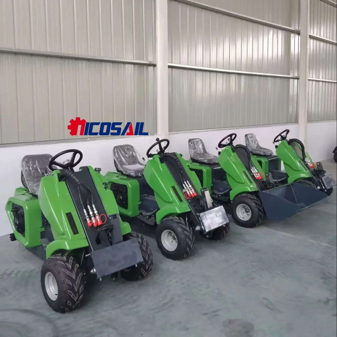 

Мини-трехколесный погрузчик Маленький трехколесный фронтальный погрузчик Индивидуальный продукт со стабильной производительностью, подходящий для различных случаев