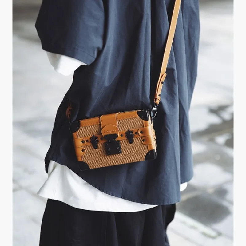 

Модная сумка-коробка с застежкой, универсальные стильные повседневные сумки через плечо для женщин, 2026, новые простые квадратные сумки высокого качества на плечо