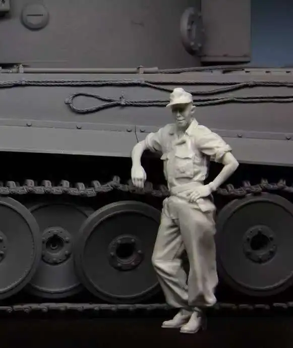 1:35 Resin kit   Panzer Crew, Kursk 1943  6 Collectible Unassembled Sculpture for Hobbyists