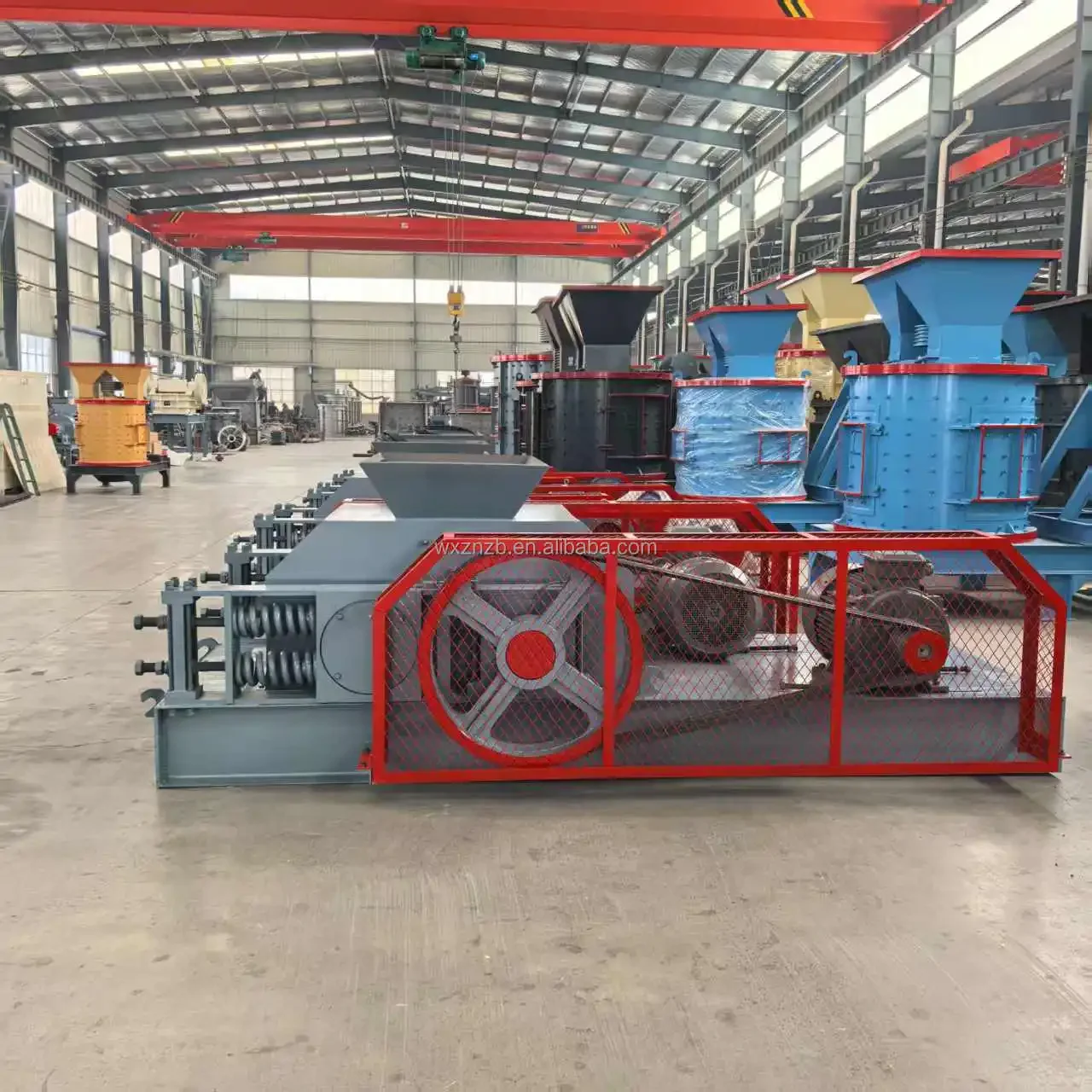 

High Output 150TPH River Pebbles Roller Crusher Double Roller Crusher for Sand with Gearbox Core Component