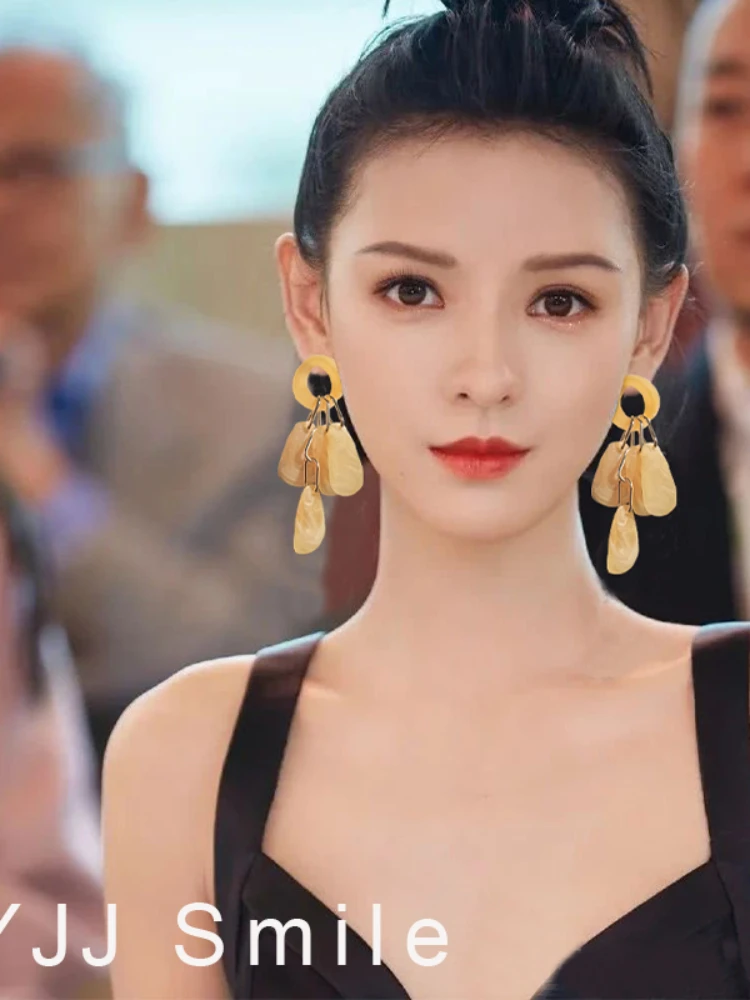 YY High Class Elegant Long Personalized Yellow Exaggerated Earrings High-End