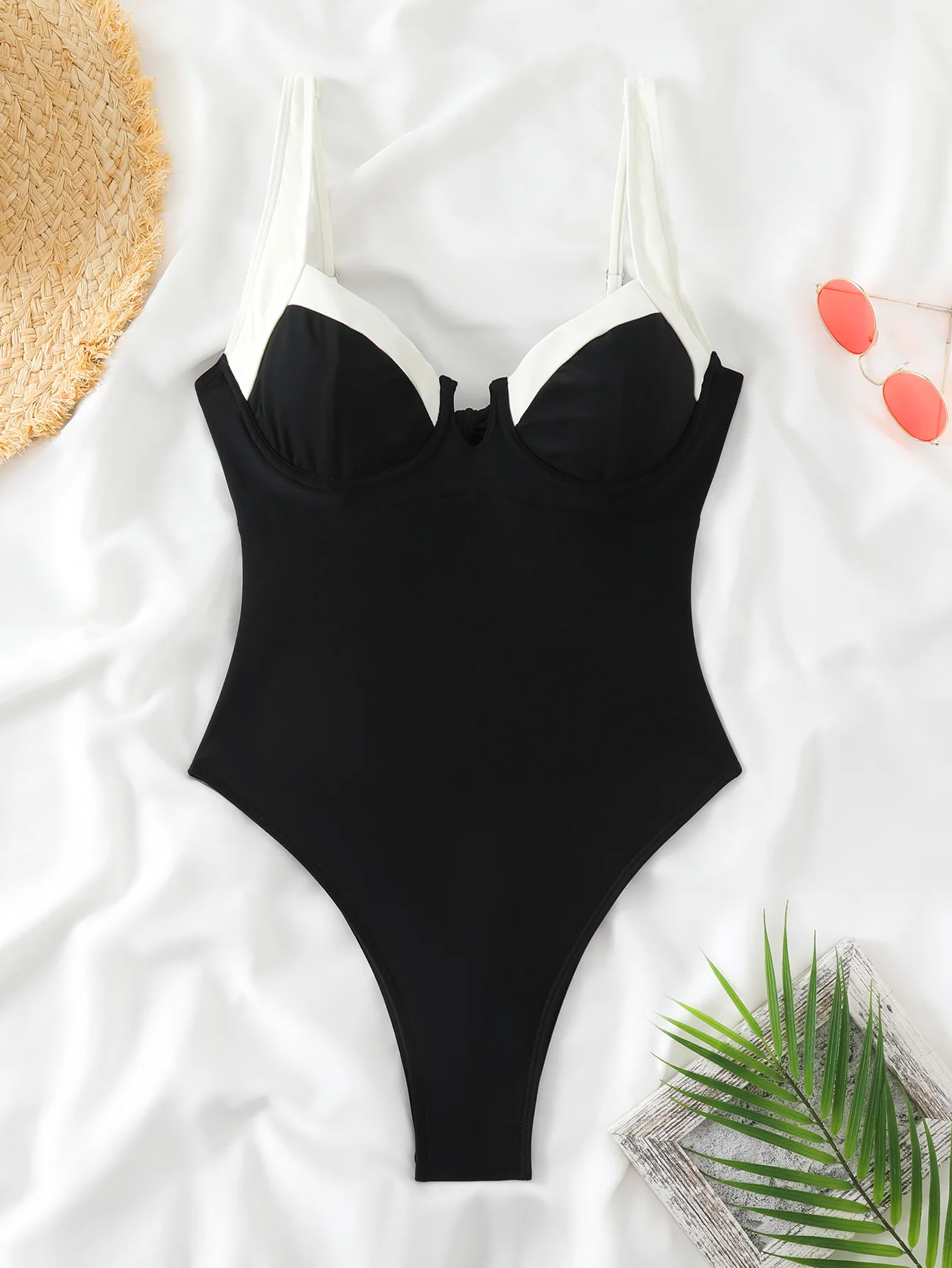 2025 New Sexy High Waist Summer Women Shallow V-shaped One-Piece Swimsuit Hollow Patchwork Swimwear Backless Beach Bathing Suit