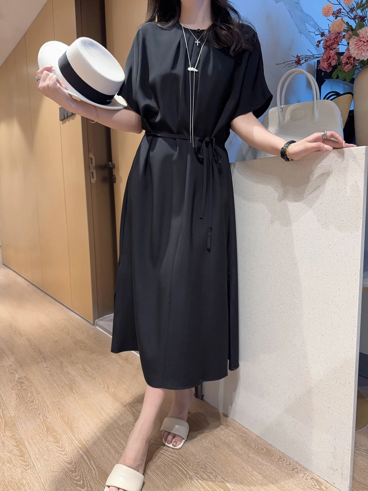 

Silk Chiffon Dress Embossed Silken A-Line Korean Style Office Wear Summer Long Skirt Short Sleeve round Neck Gown