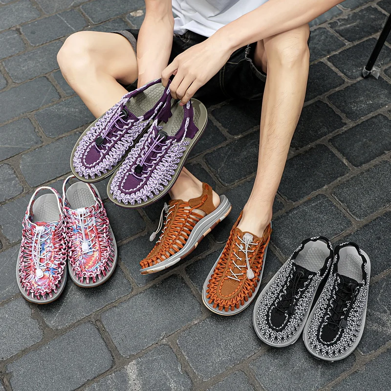 Baotou Sandals men's new trend of wearing and driving casual summer woven beach men's slippers couple sandals.