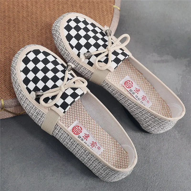 Płaskie płócienne obuwie damskie dla kobiet Loafers Slip On Chic Point Hot And Low Price Urban Cotton Y2k Fashion Casual Offer 39