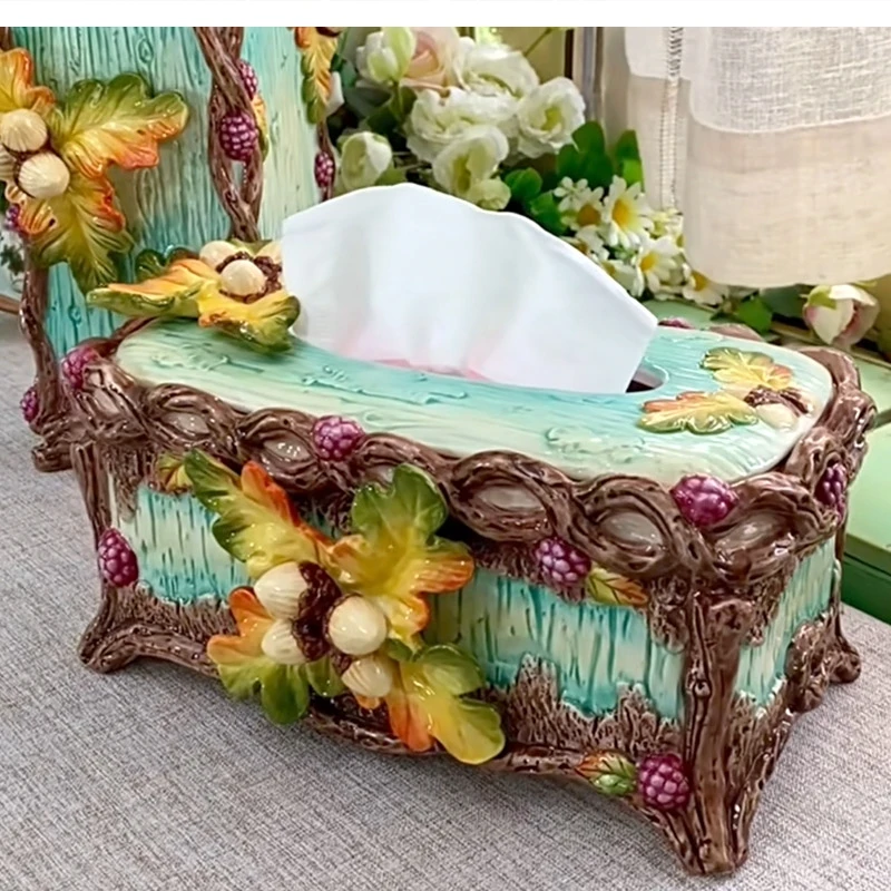 Ceramic hazelnut large tissue box acorn holder American hand-painted coffee table living room decoration boxes