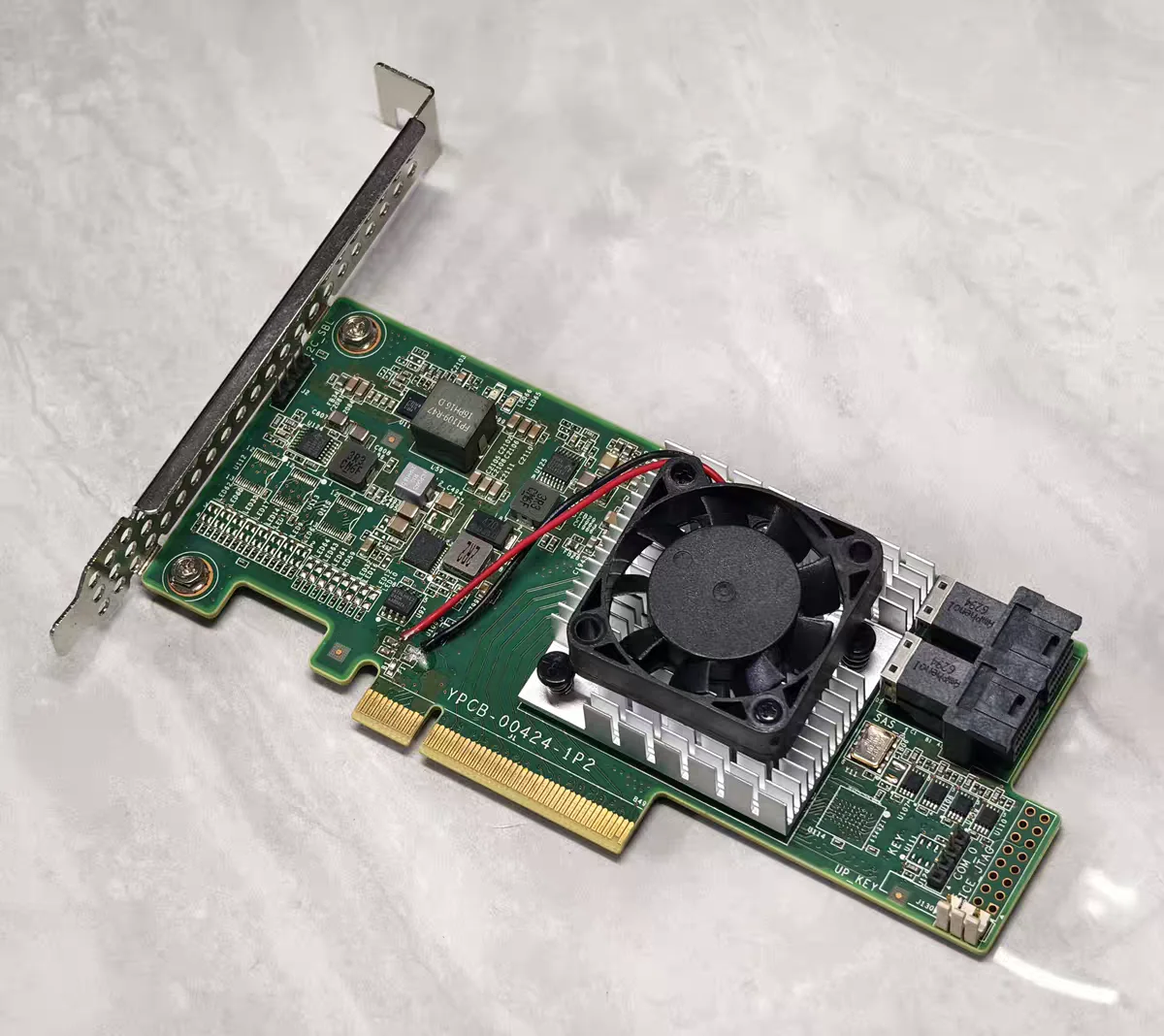 

Карта HBA 9300-8i, проходная карта 3008, режим IT, карта 12G 8643 SAS с вентилятором охлаждения