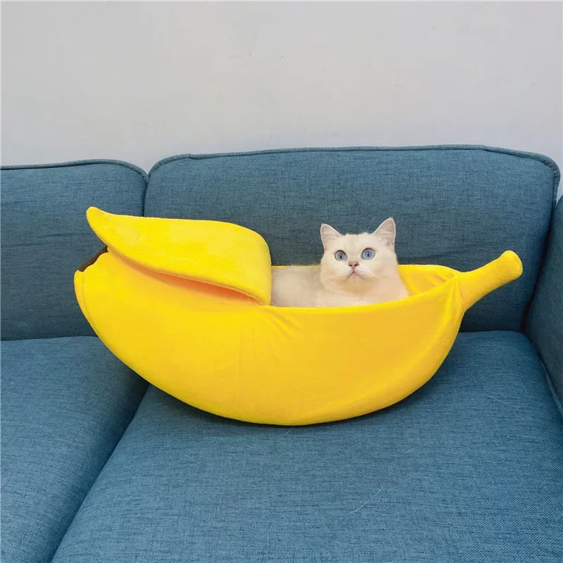 Comfortable Cat Nest Mat Winter Cushion Warm Soft Funny Kitten Sleeping Bag Cute Cozy Banana Shaped Pet Bedding Dog Accessories