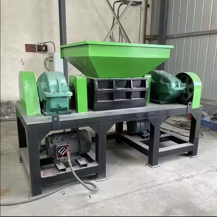 VANEST كسارة إعادة تدوير المطاط الإطارات الثقيلة الصناعية آلة تقطيع الإطارات الشعاعية كاملة لإطارات الشاحنة