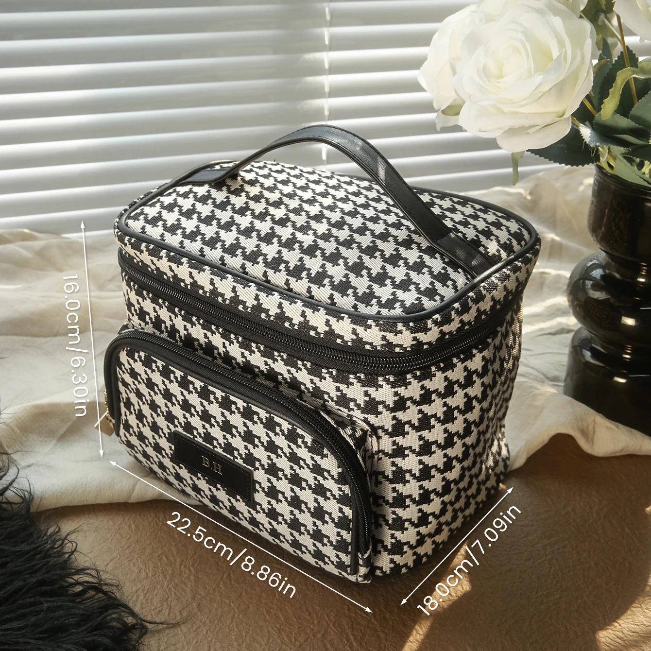 Personalized Custom Initials Leather Tag Makeup with Bag Refillable Bottle Set Portable Handheld Travel Cosmetic Storage Bag