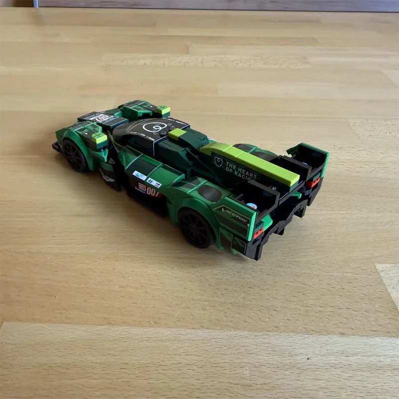 

MOC-224133 New Classic AMR-LMH Sports Racing Car Building Block Model 327Parts Boys' Children's Birthday Building Block Toy Gift