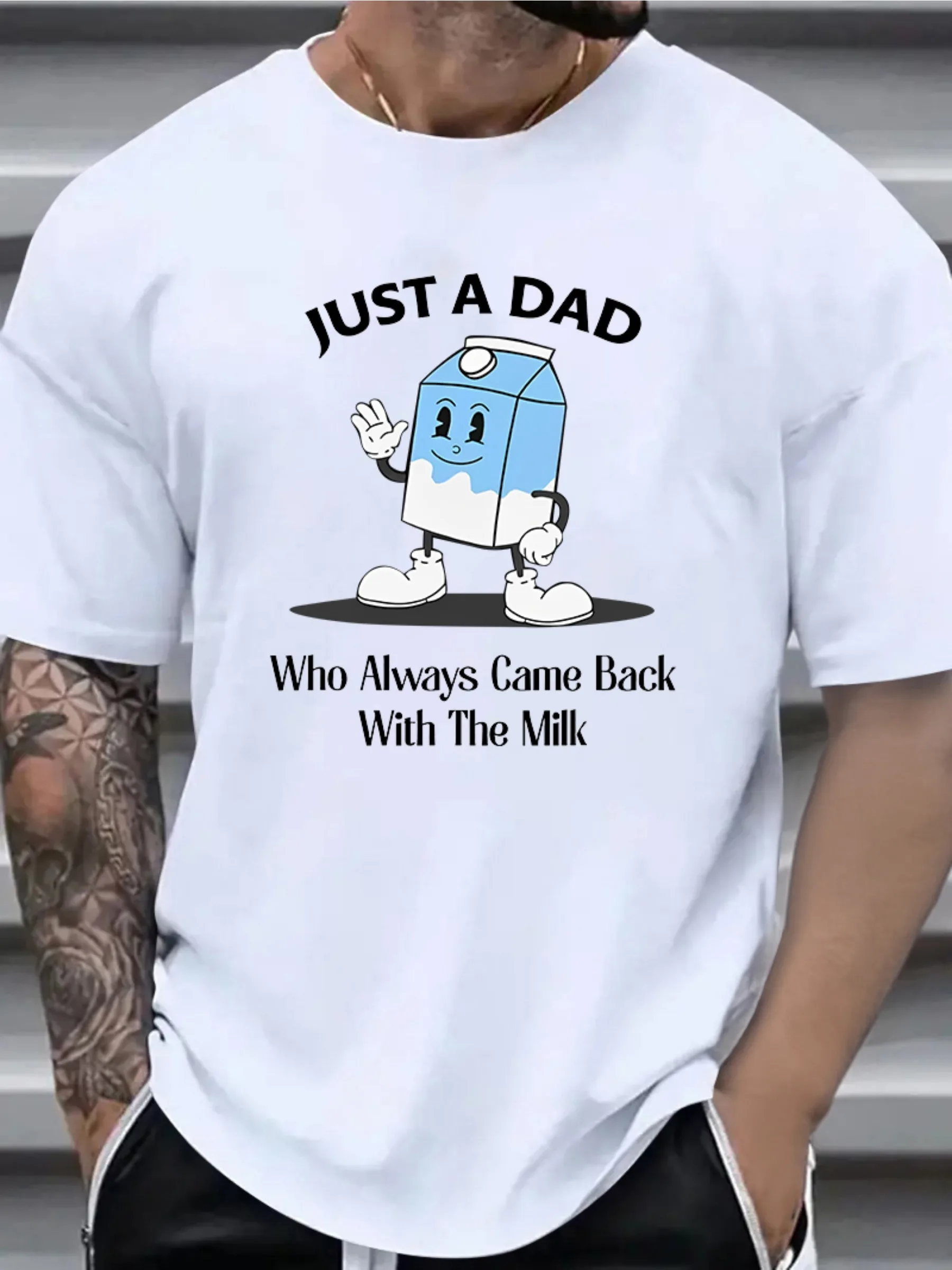 Мужская футболка с рисунком больших размеров «Just a Dad Who Always Came Back with the Milk» — повседневная винтажная футболка с круглым вырезом и легкой эластичностью