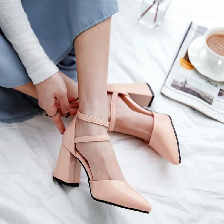 Oversize Large size Big size High-heeled shoes Pointed toe Thick Heel Fashion trend Comfortable Light Weight