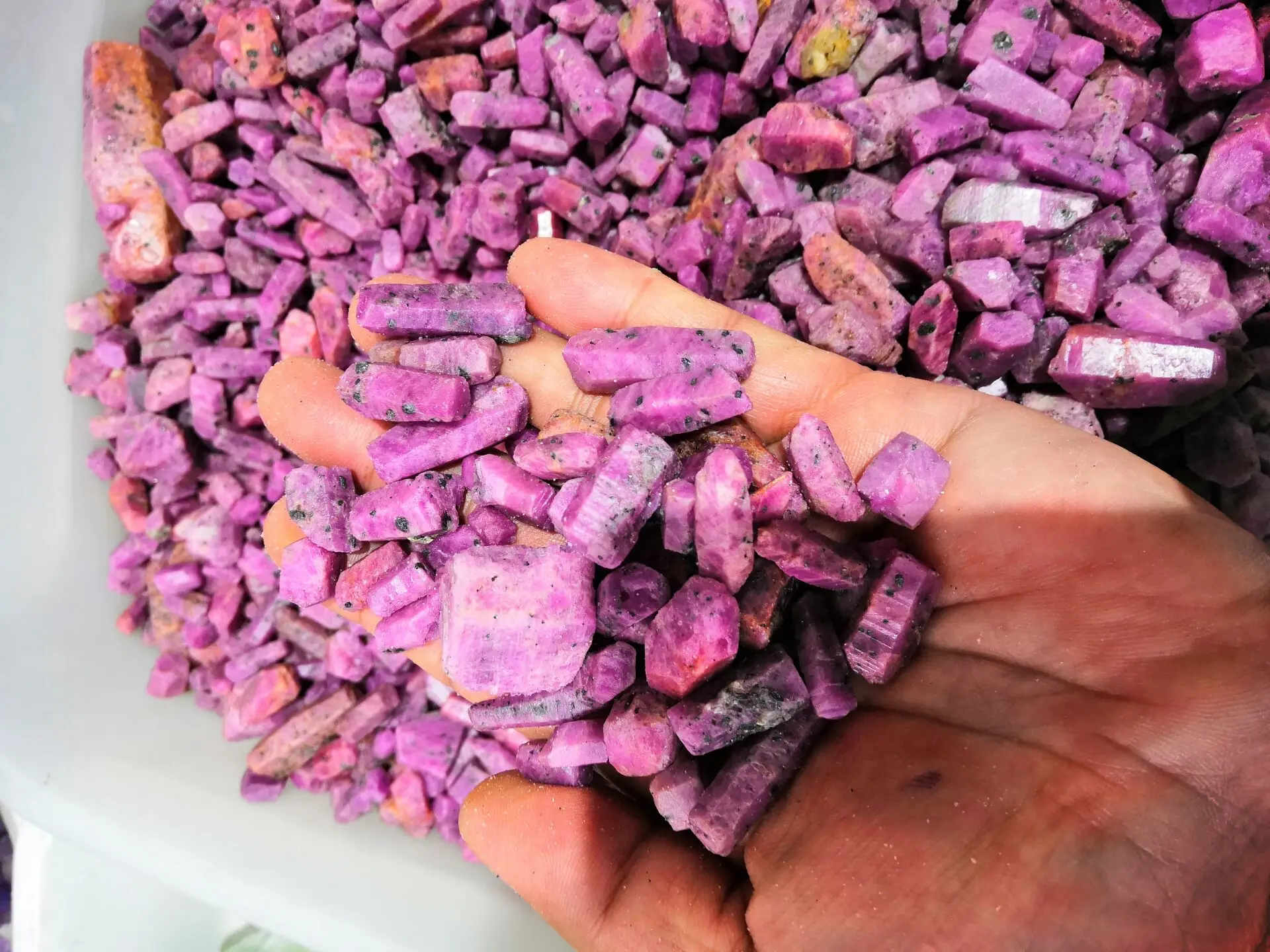 50ct Natural Unheated Red Sapphire Corundum Facet Rough Specimen