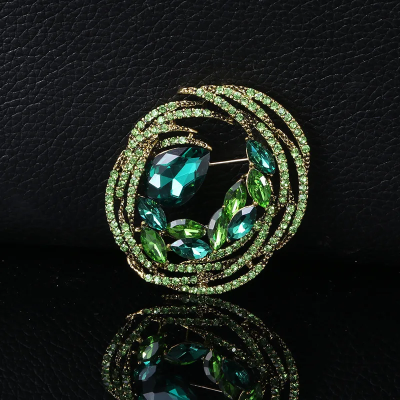 Exaggerated Style Super Flash Color Rhinestone Ring Luxury Rhinestone Brooch Clothing Accessories