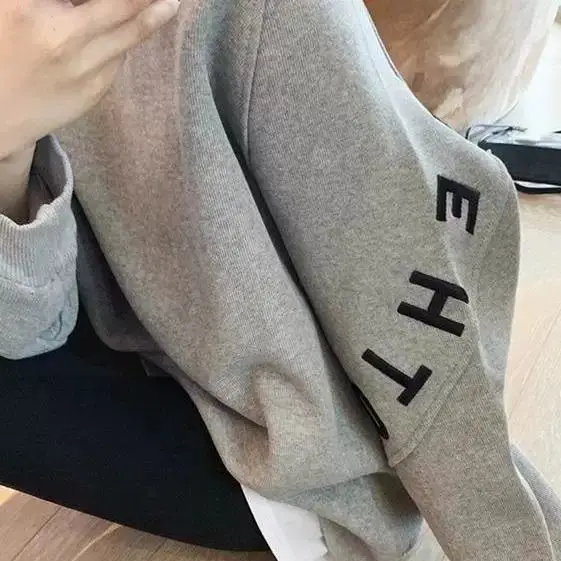 بلوزات نسائية ليوبارد علوية نسيج دقيق مقاومة بيلينغ سهلة الرعاية طبقات مناسبة ارتداء المواد سميكة انغلق