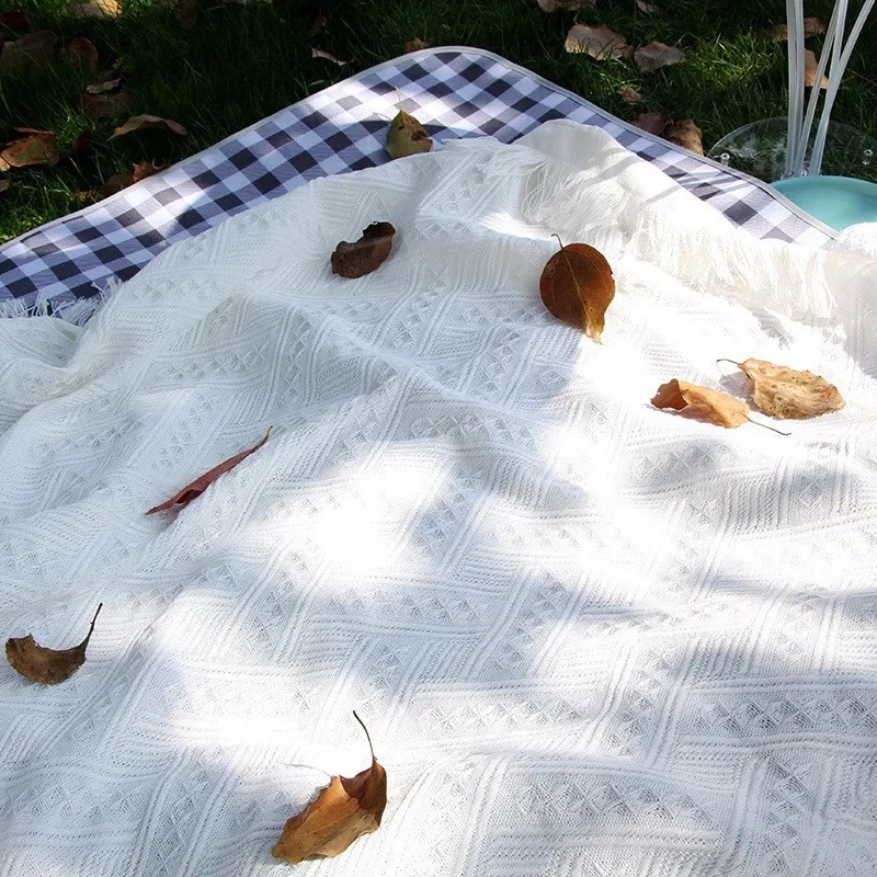 Thumbnail 2 - #10 Compare Picnic Blankets Before You Buy